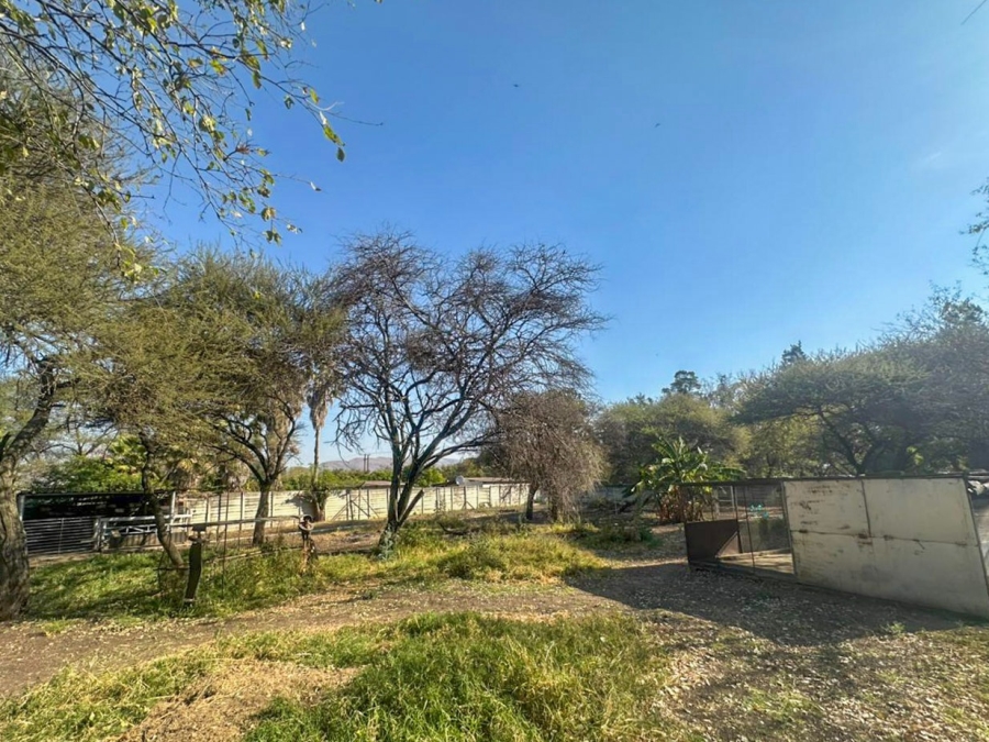 4 Bedroom Property for Sale in De Kroon A H North West